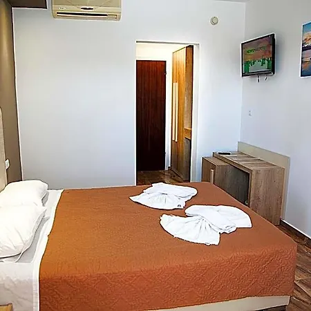 호텔 Zeus 2*